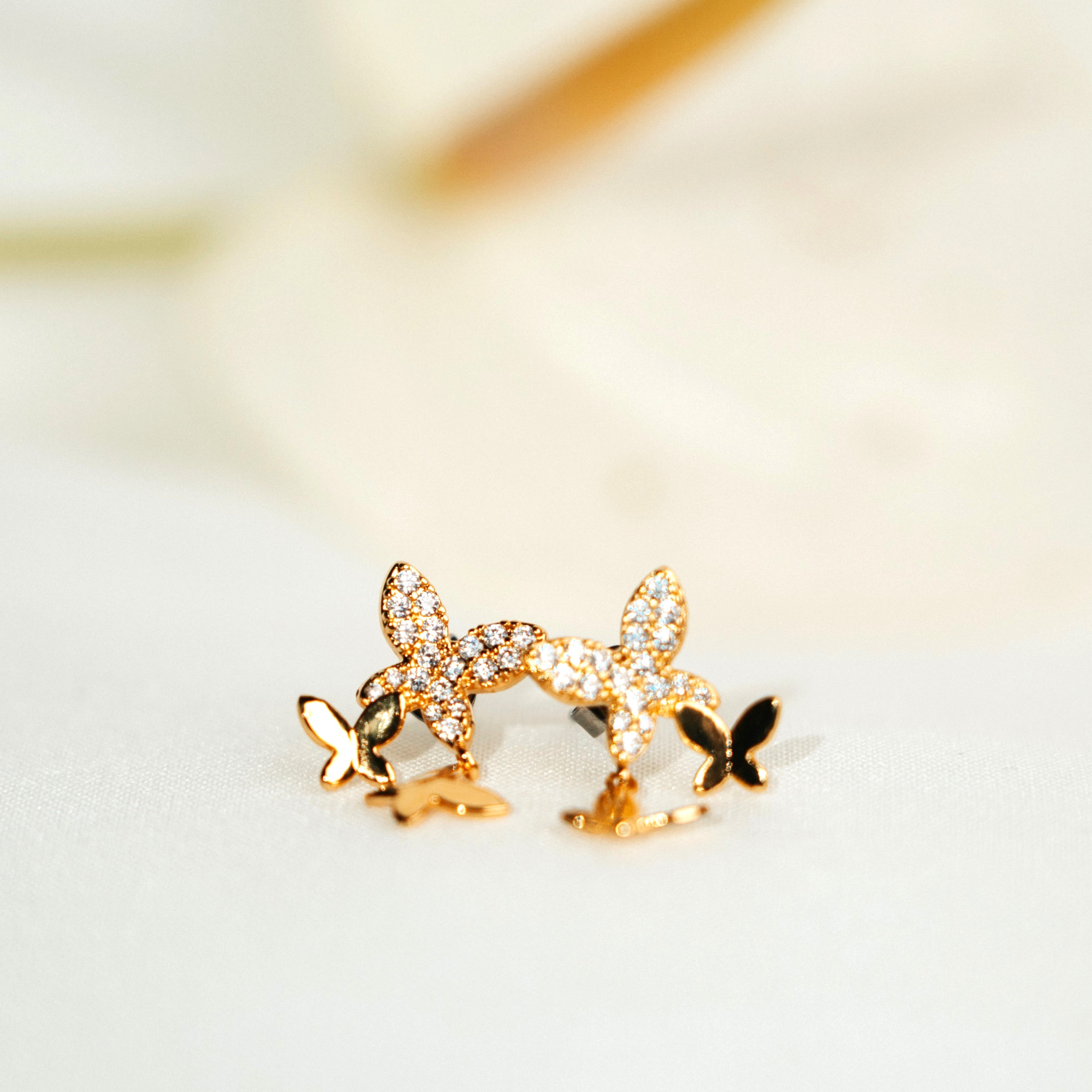 ゴールドの指輪