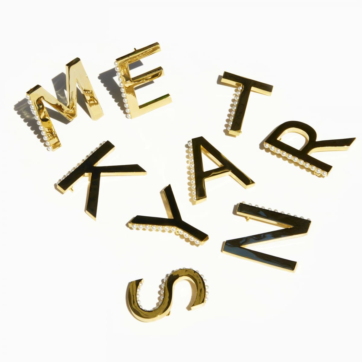 000000007497-01.jpg?size=m&w=