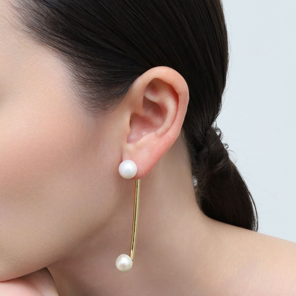 別のピアスとの組み合わせもオススメです